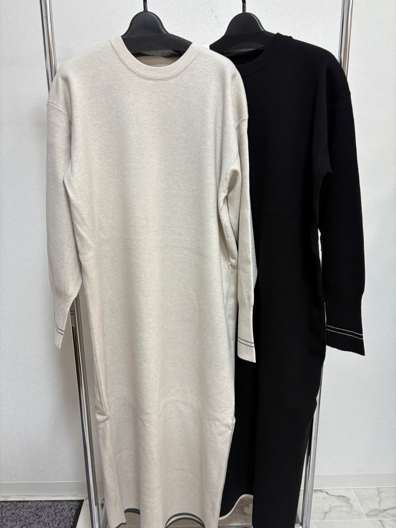 hunch やわもちヤーン配色クルーネックワンピース　WOQ7011