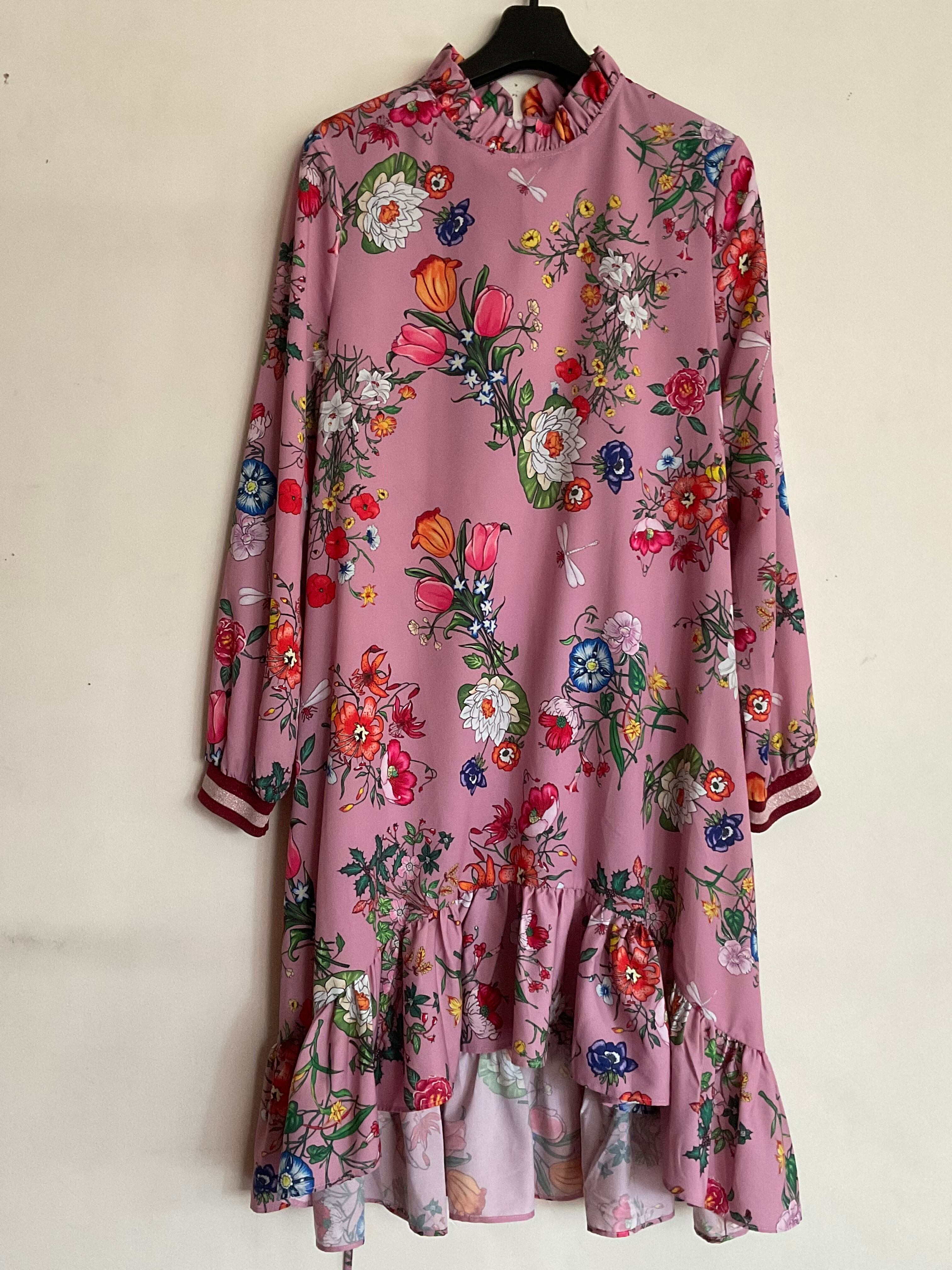 allsaints アシンメトリーフラワーワンピース ピンク　レッド ピンク フラワー ワンピース 花柄 カジュアル 丸首 ミニスカート