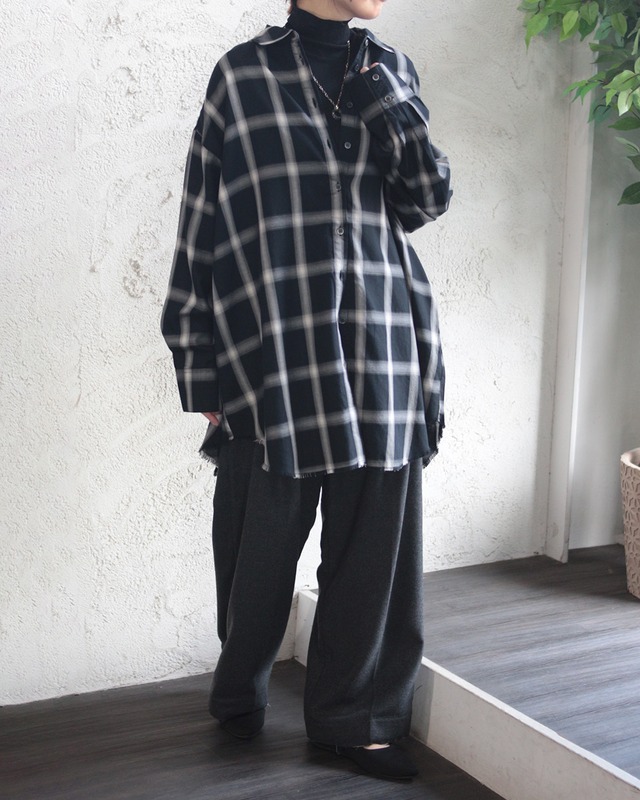 【hunch】フランネルタックパンツ　(251250)