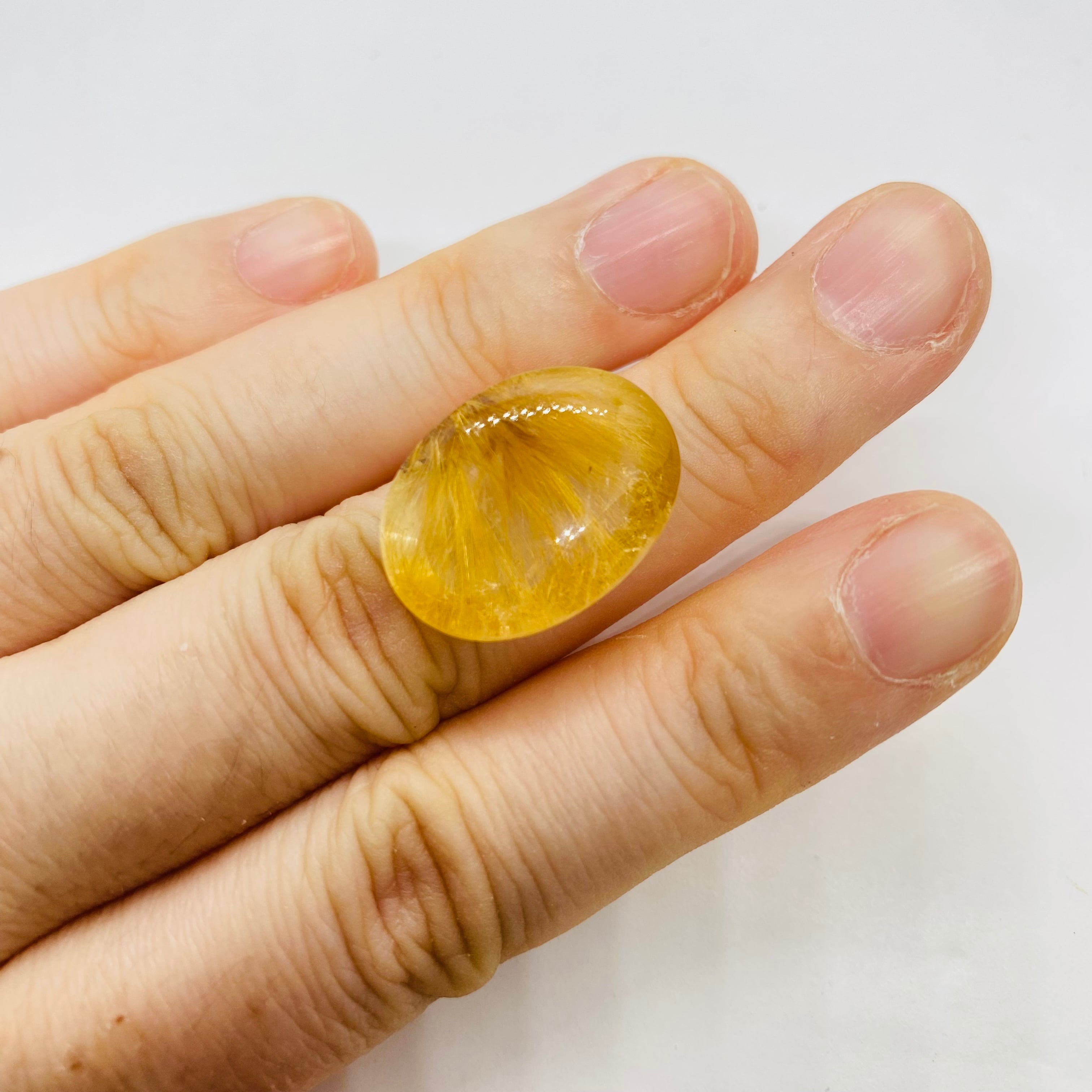 向日葵のようなルチルクオーツ