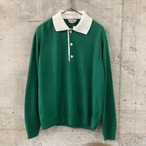 white collar green polo knit