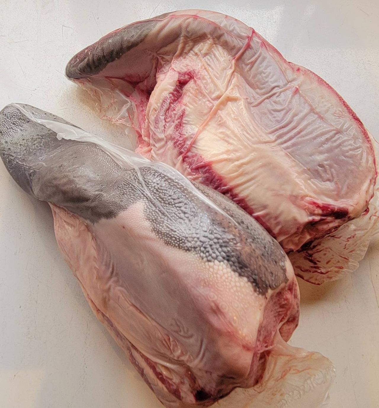 九州の黒毛和牛特選タン500グラム