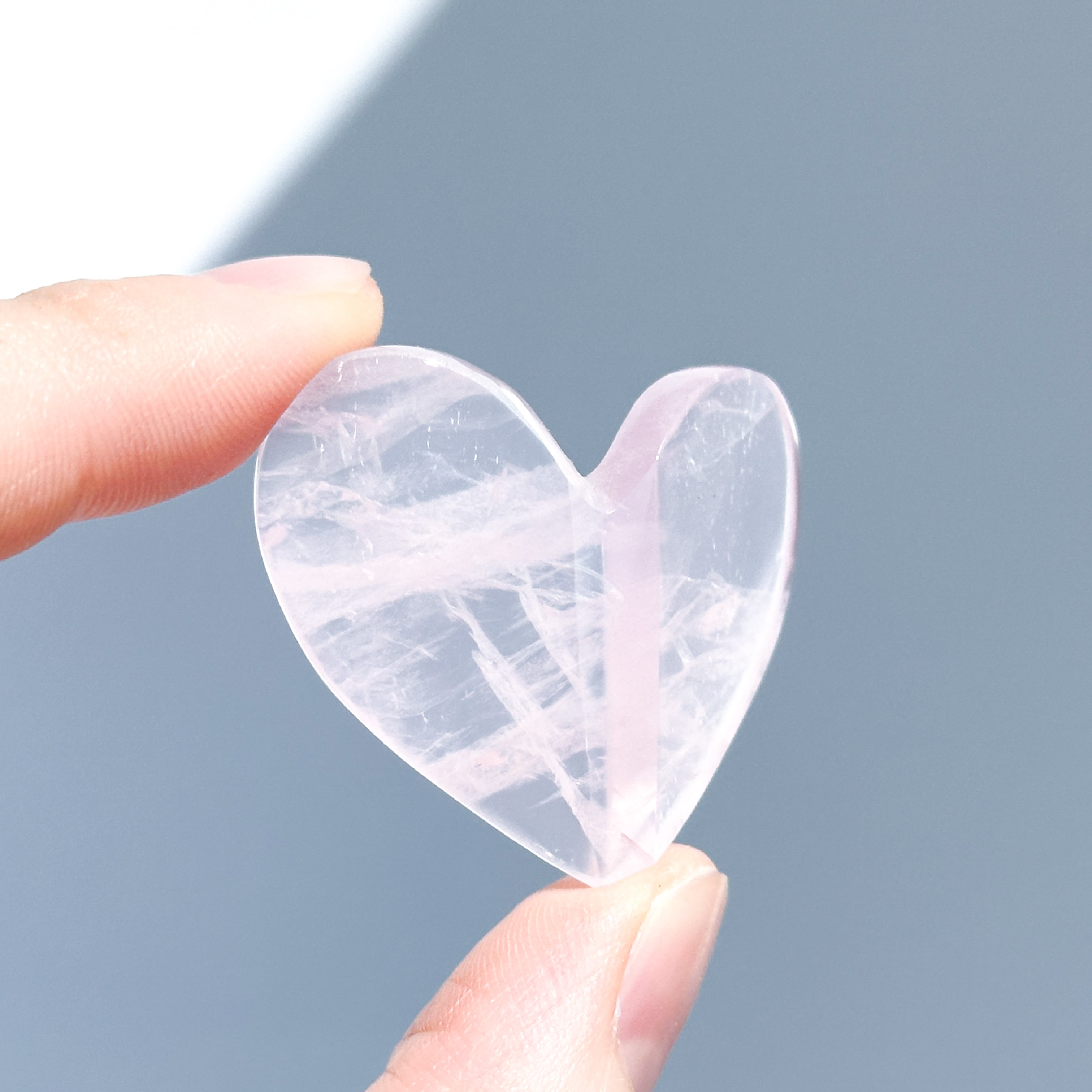 ローズクォーツ 3Dハート 02♡Rose Quartz heart ♡天然石・鉱物