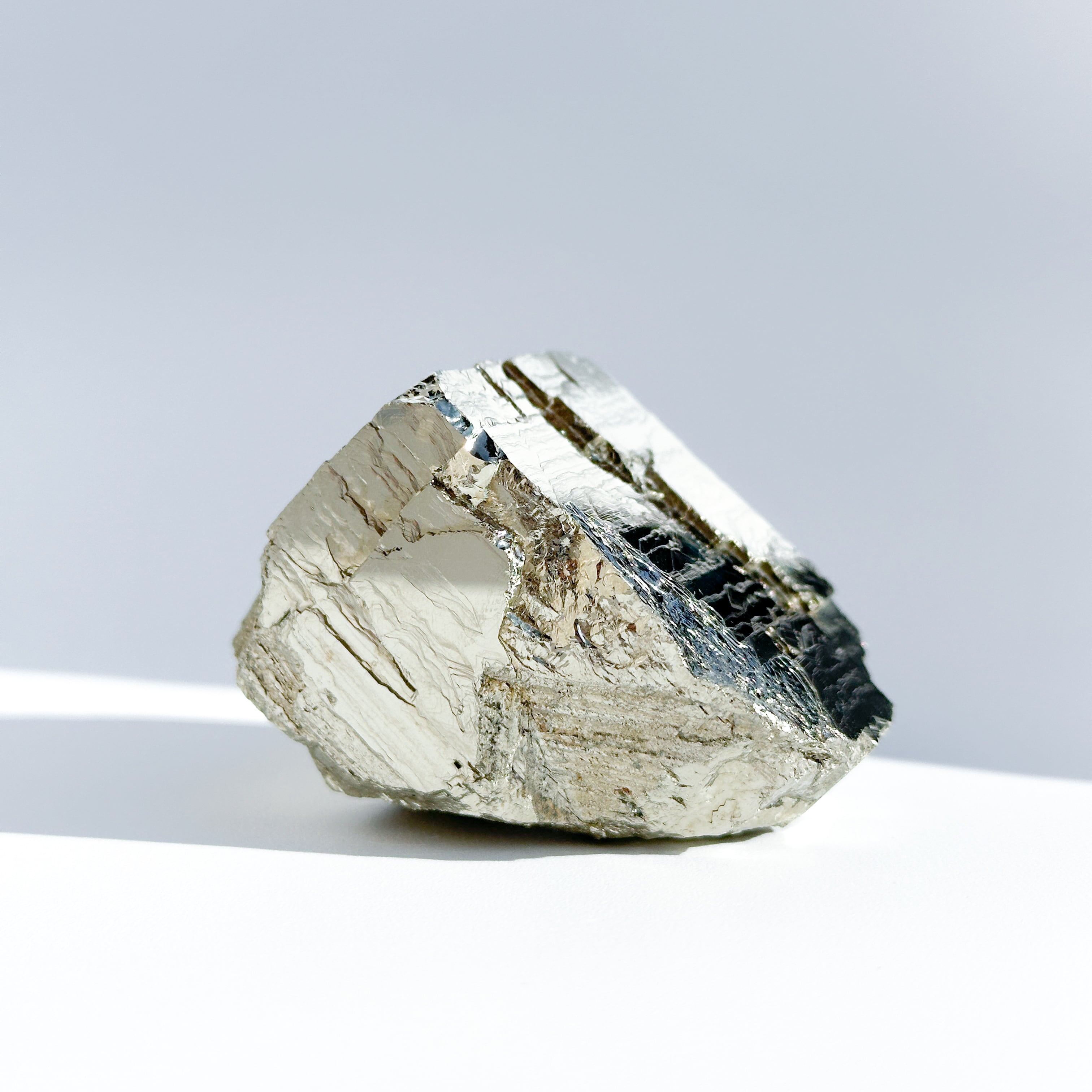 高品質】パイライト 原石82◇Pyrite◇天然石・鉱物・パワーストーン