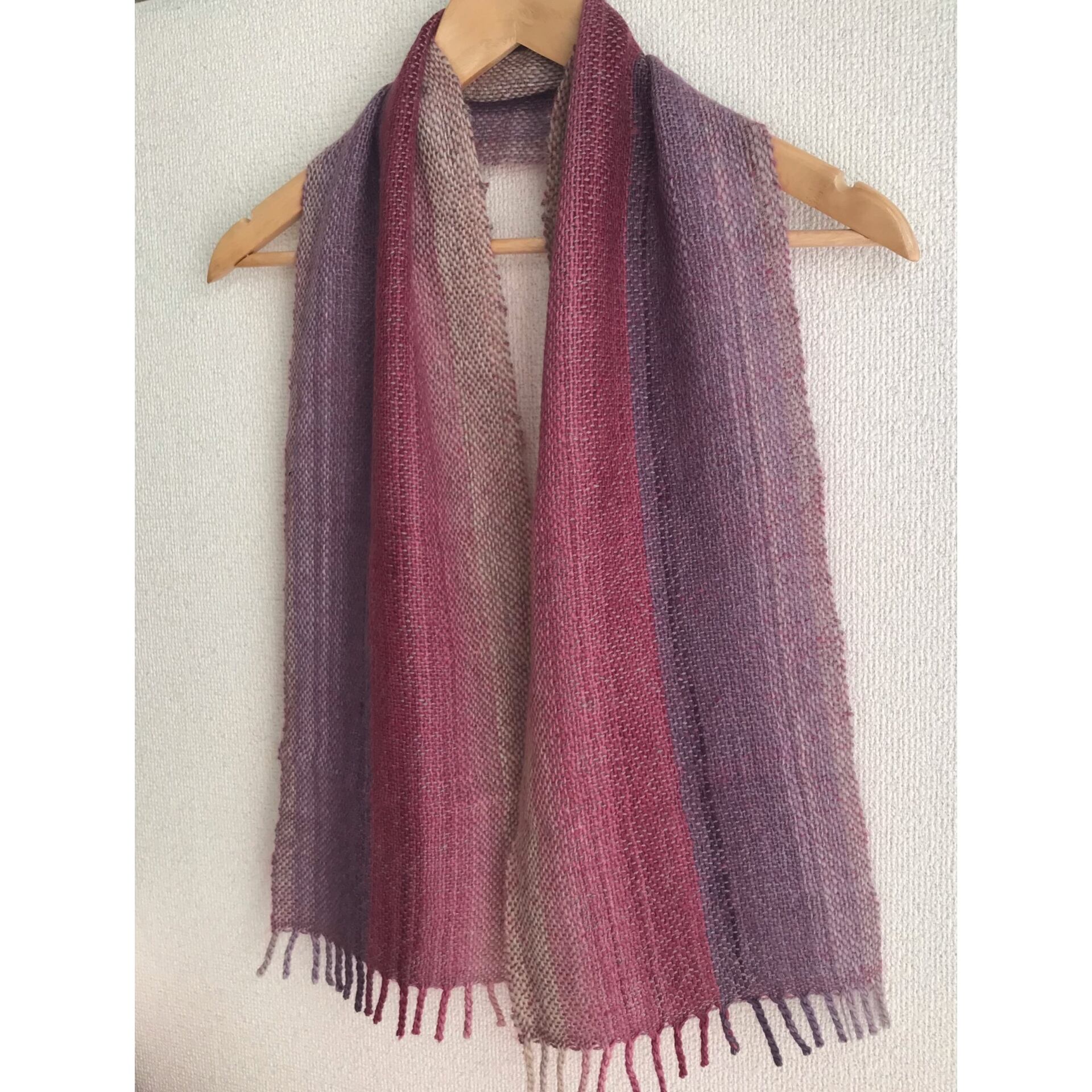 手織り ウールマフラー グラデーション紫ピンク | コトノアトリエ