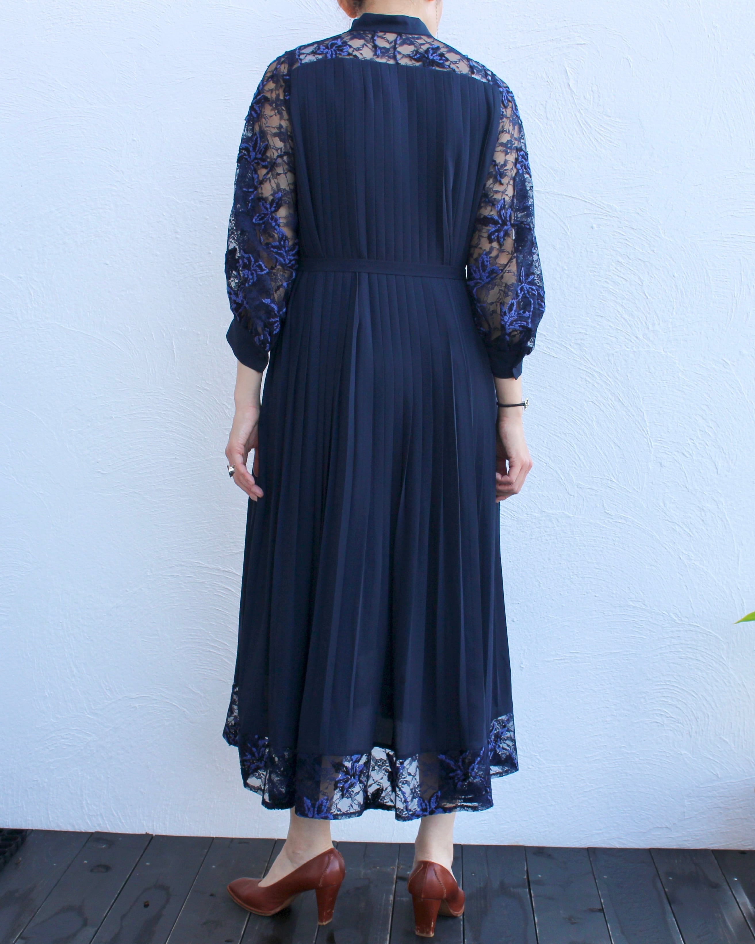 PANORMO/twilight flower pleats dress | Coffee Restaurant