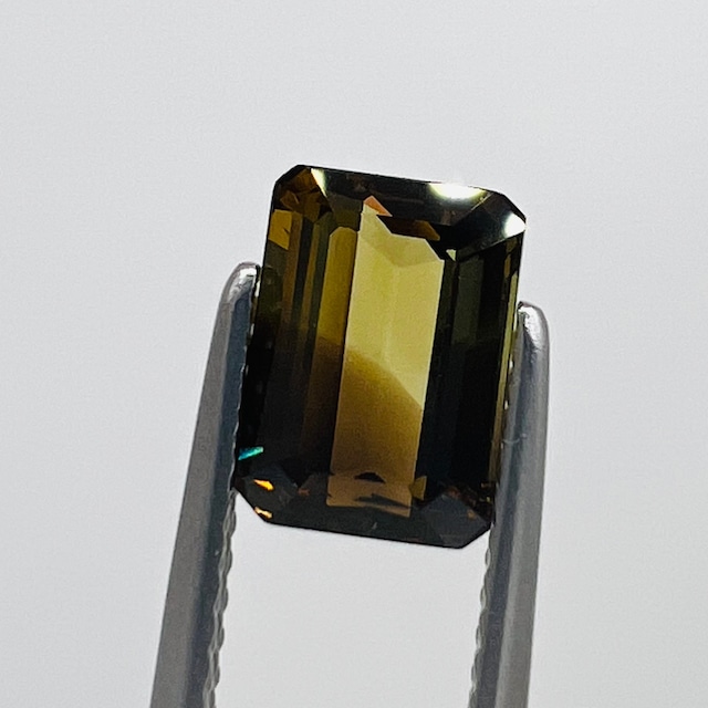 バイカラークリソベリル　1.58ct ルース