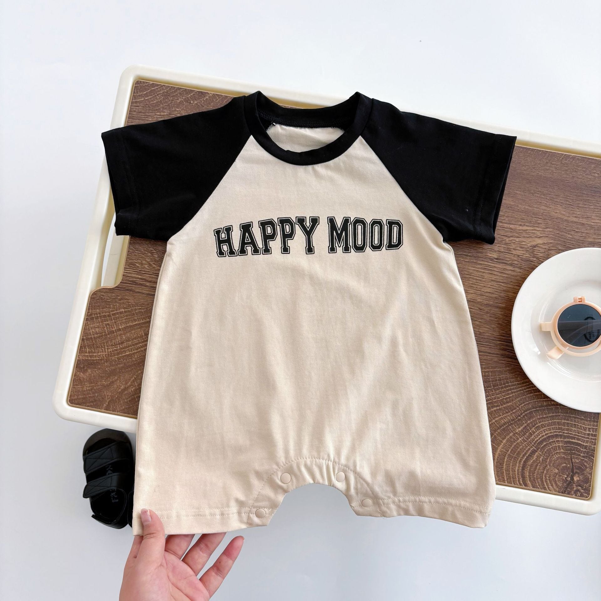 HAPPY MOODラグランロンパース