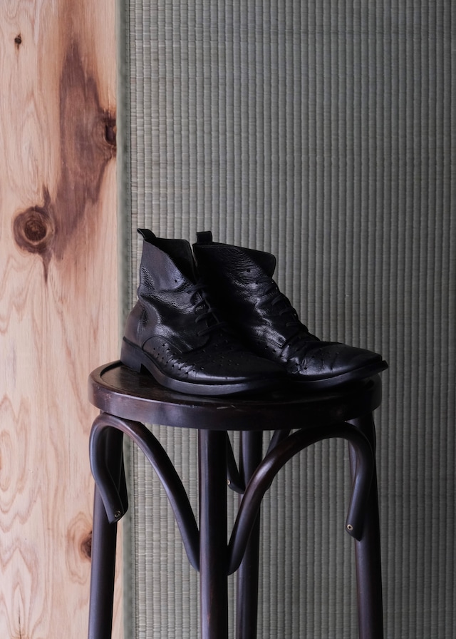 ANN DEMEULEMEESTER hole boots