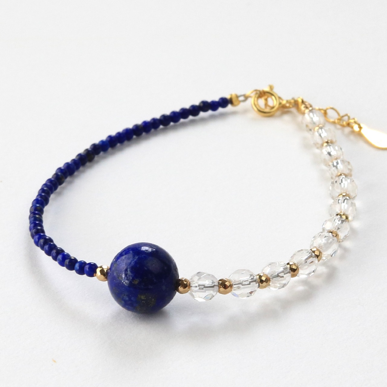 大人可愛い藍色 ラピスラズリ & 水晶 シルバーブレスレット br1017