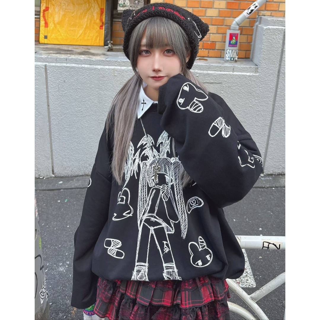 11/13新着】落書きGIRLスウェット | VOLCAN&APHRODITE