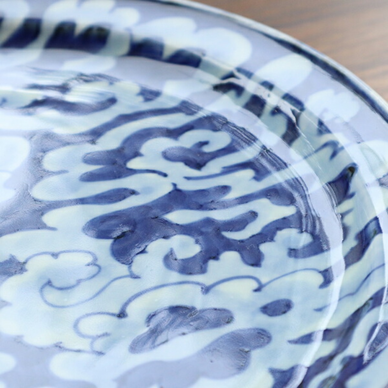 有田焼　特大皿　ゴス唐草 6-042