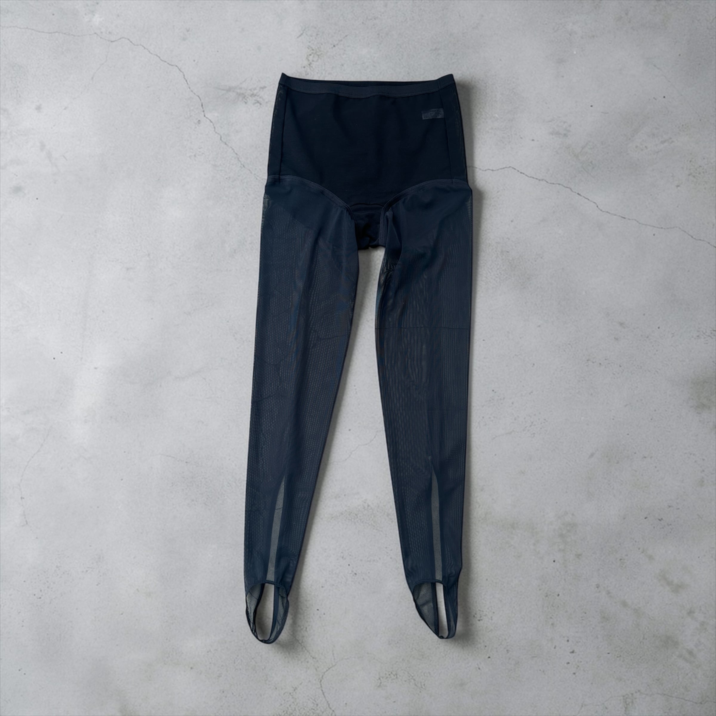 OVERNEATH [NET LEGGINGS] | LILLY DEL SALONE