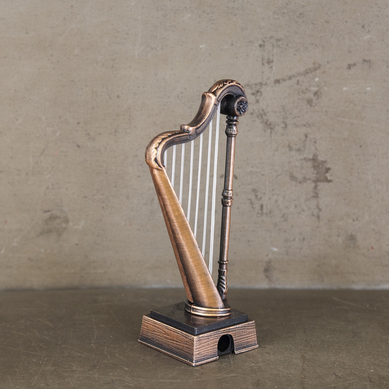 アンティークシャープナー　ハープ　鉛筆削り