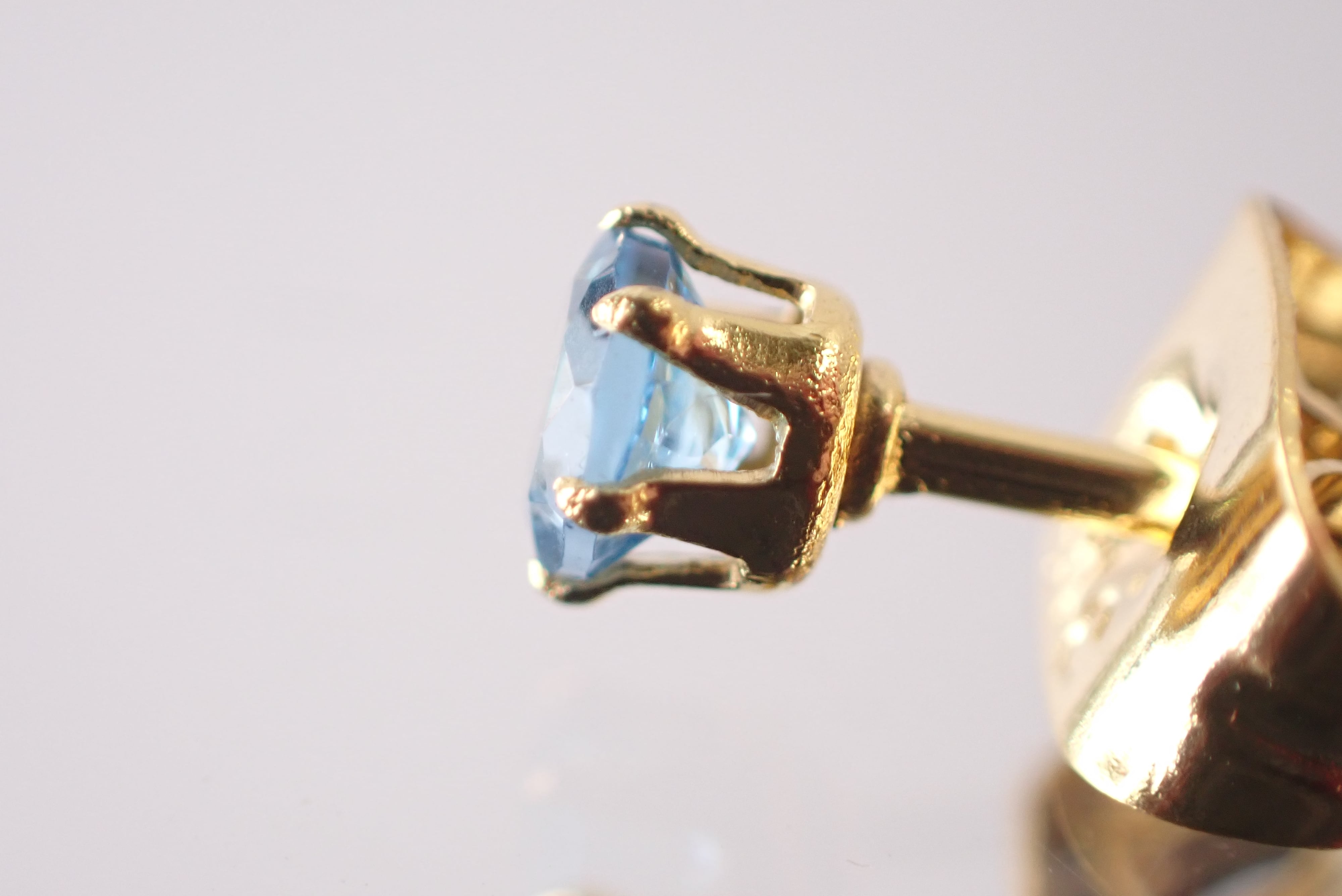 スイスブルートパーズピアス 約3mm [D9-117] | differencee(ディファ