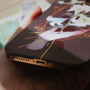 White lily smartphone case pink