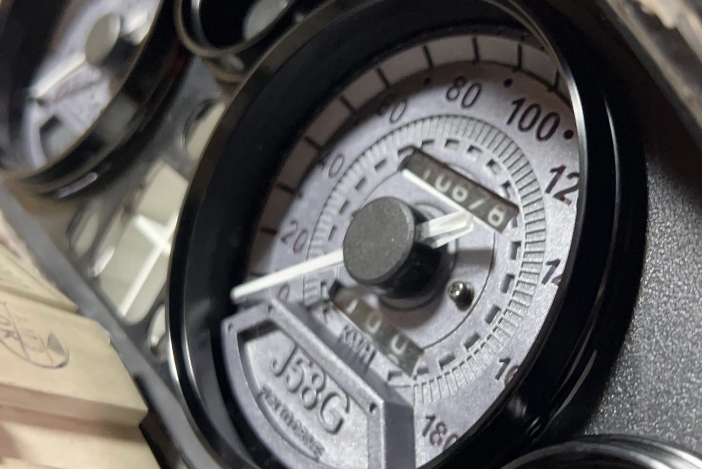 made of aluminum)Retrometer ring with lens for NA Miata made of aluminum)Retrometer ring with lens for NA Miata
