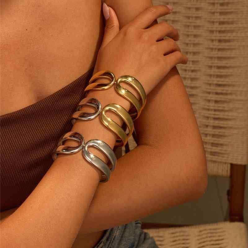 STUDEBAKER METALS / Heavyweight Plait Cuff | Pay ID