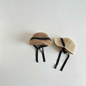 bonnet straw hat