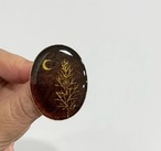 KARASKI イラストレジンブローチ　ペンダントにも