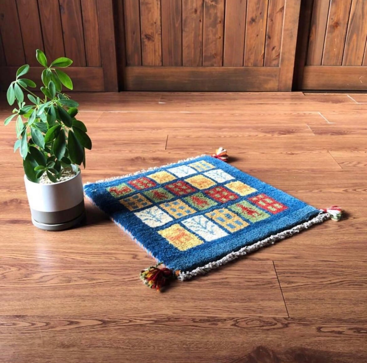 ペルシャギャッベ (ギャベ) チェアマット 43x41cm ギャッベ ラグ ペルシャギャッベ (ギャベ) チェアマット 椅子の座布団 No.GS-1365