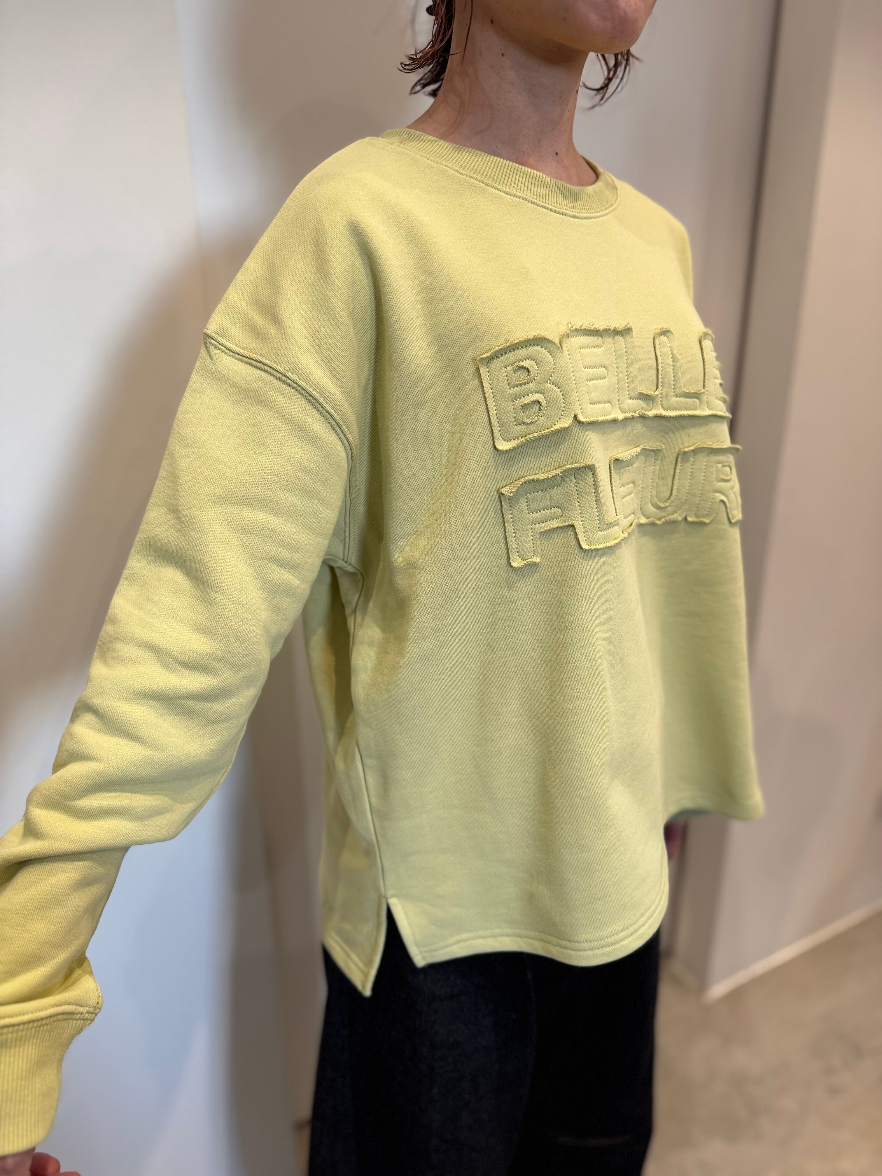 【SELECT】刺繍アップリケロゴトレーナー