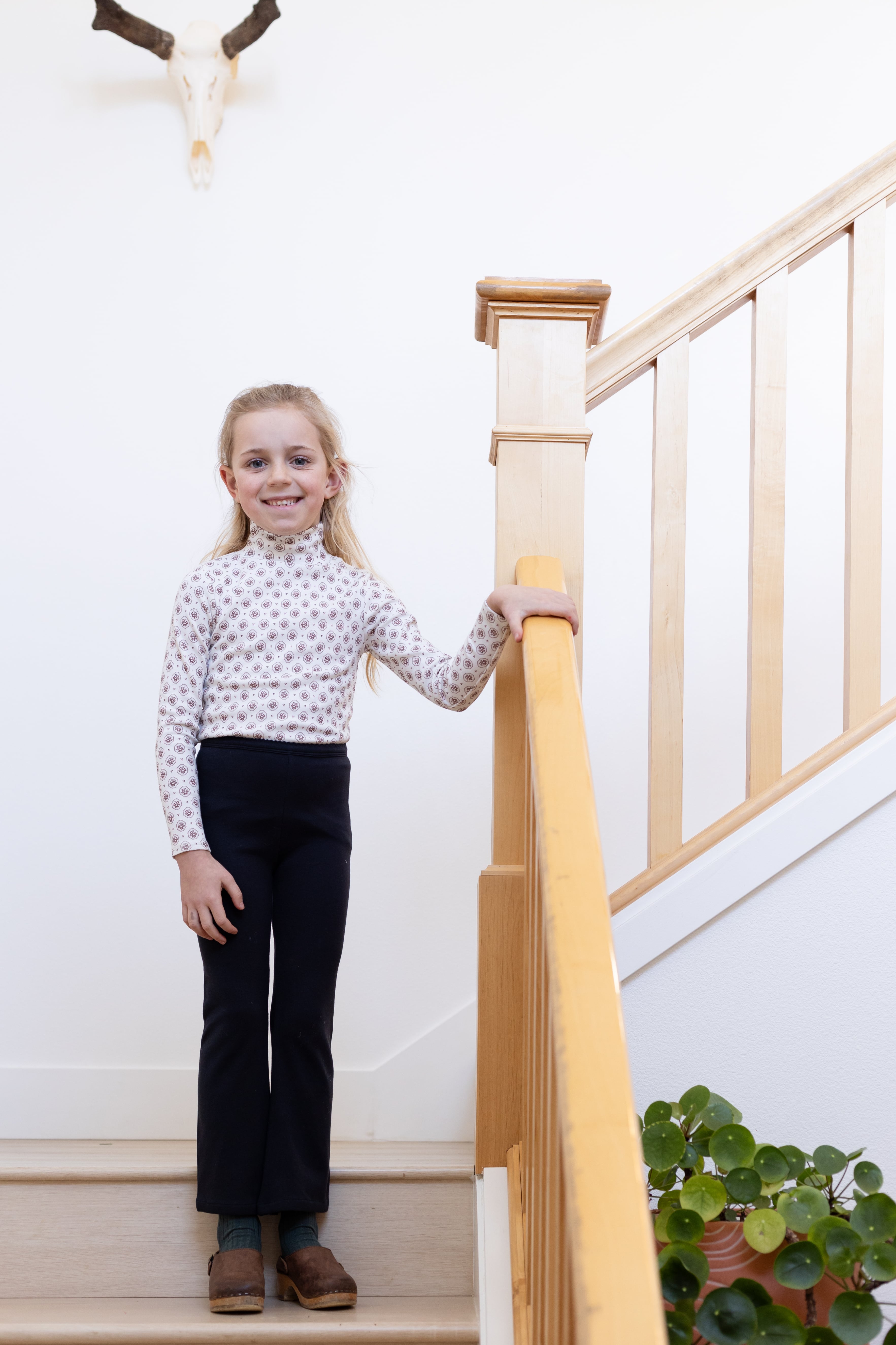 【即納】iver and isla / pima snap turtleneck / cameo