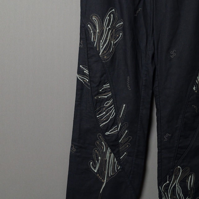 [HaaT]　Botanical Embroidery Pants
