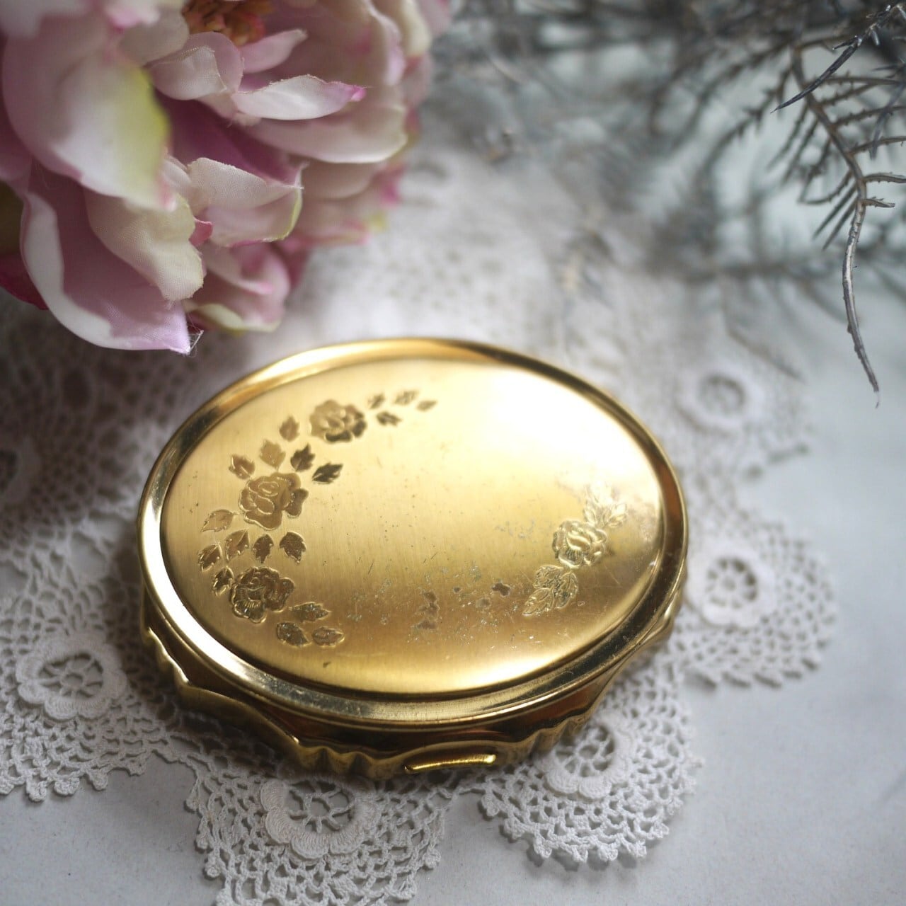 KIGU オルゴール付きコンパクト 英国 白粉パウダーケース