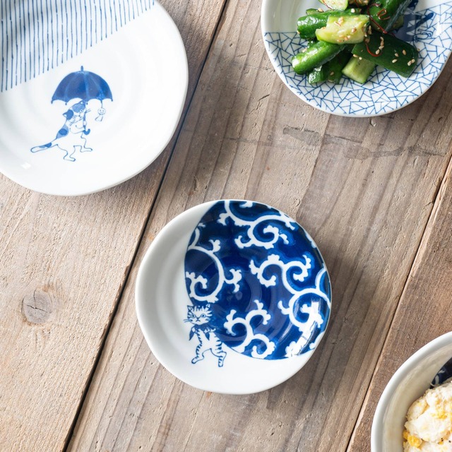 ソメネコ 13cm皿 唐草 日本伝統模様