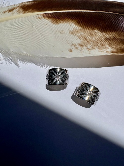 Lily flower Ring