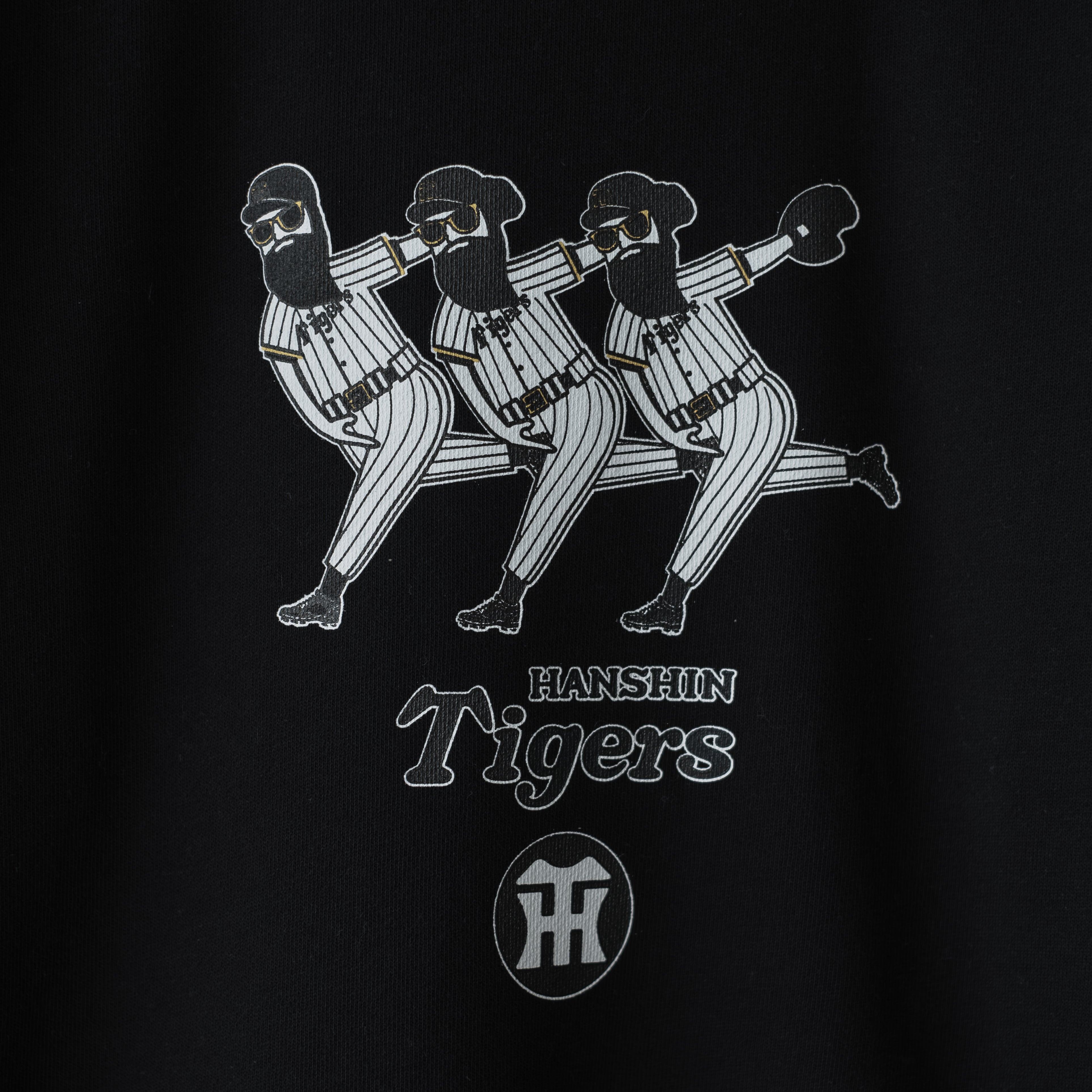 フェイラー×阪神タイガース　コラボ これすごい気に入ってるんだけど、阪神タイガースとフェイラーの