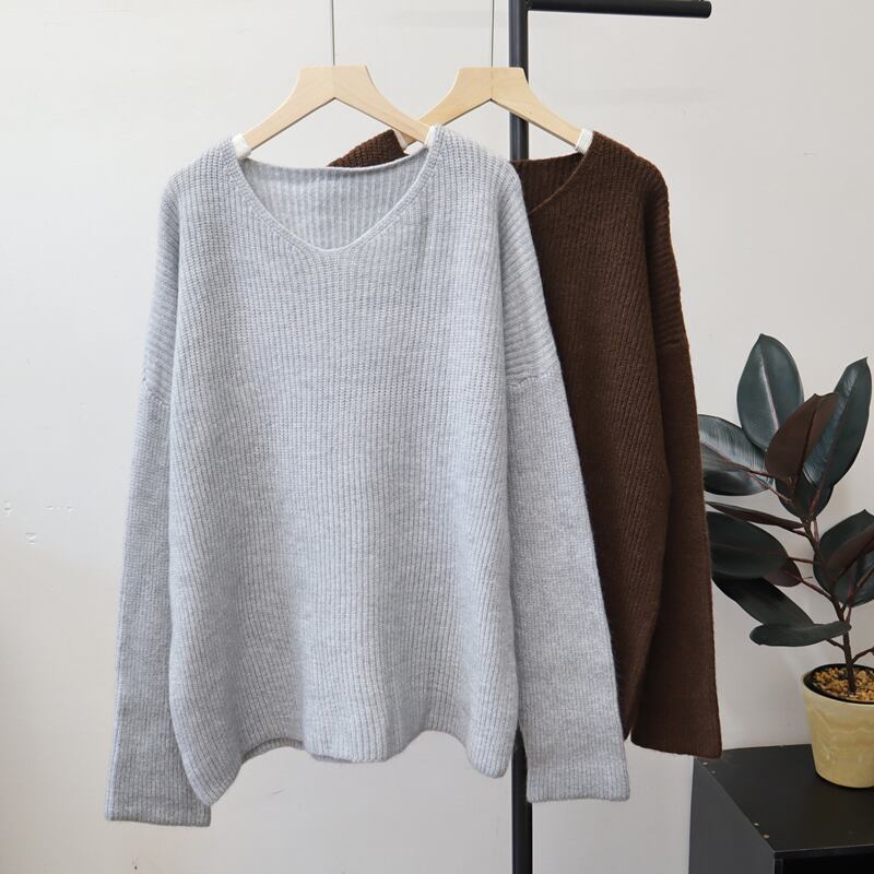 【tops】Vネックセーター Q6547