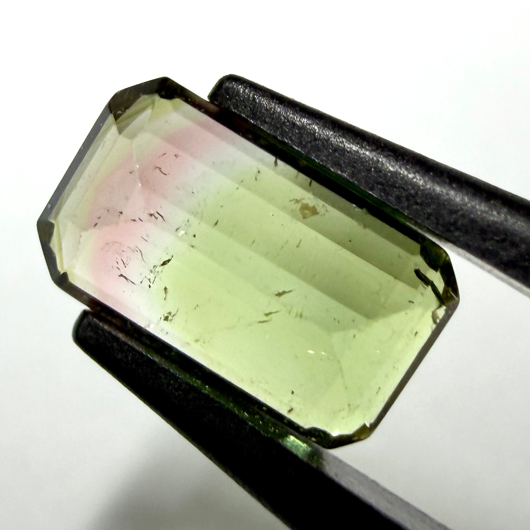 A594 天然バイカラートルマリン 0.795ct | Petal Gem