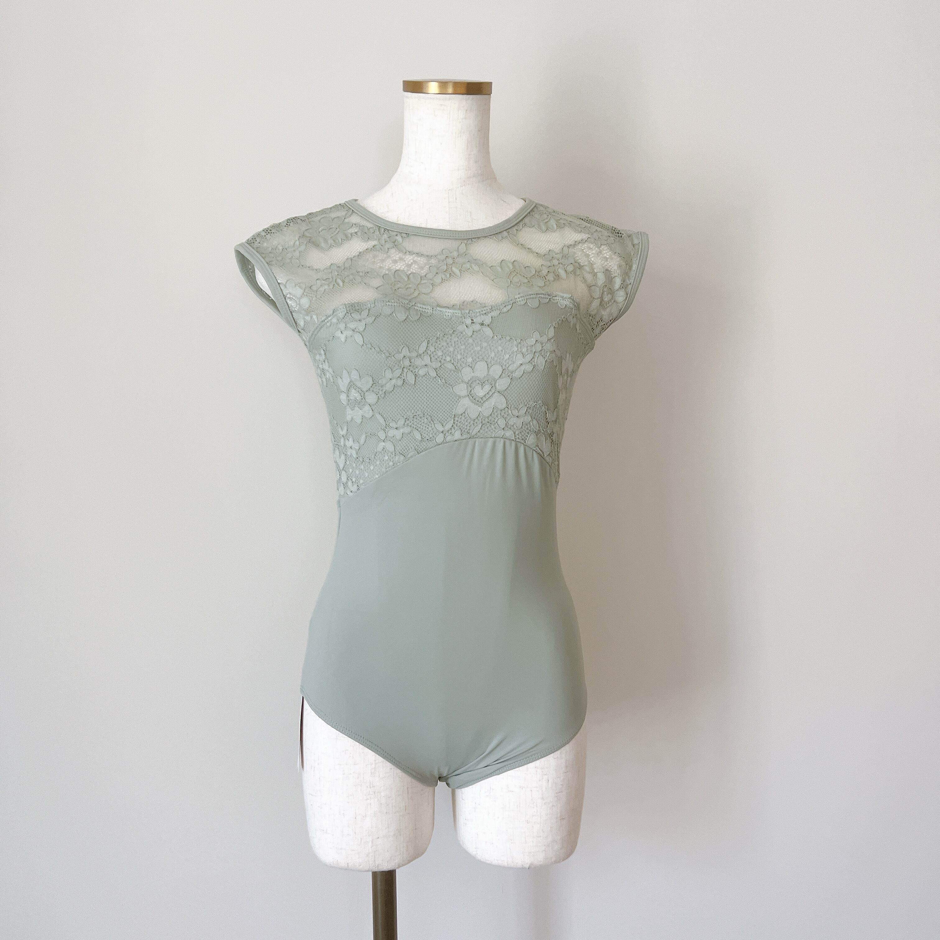 レーストップ キャップスリーブ バレエレオタード（Sage Green