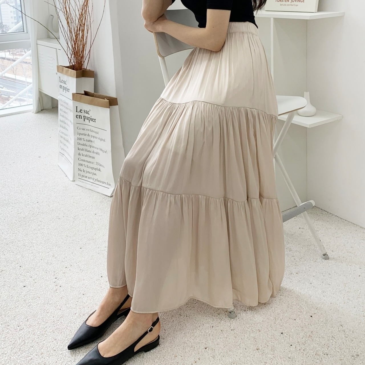 【即納】切り替えギャザーフレアスカート　ベージュ　ブラック