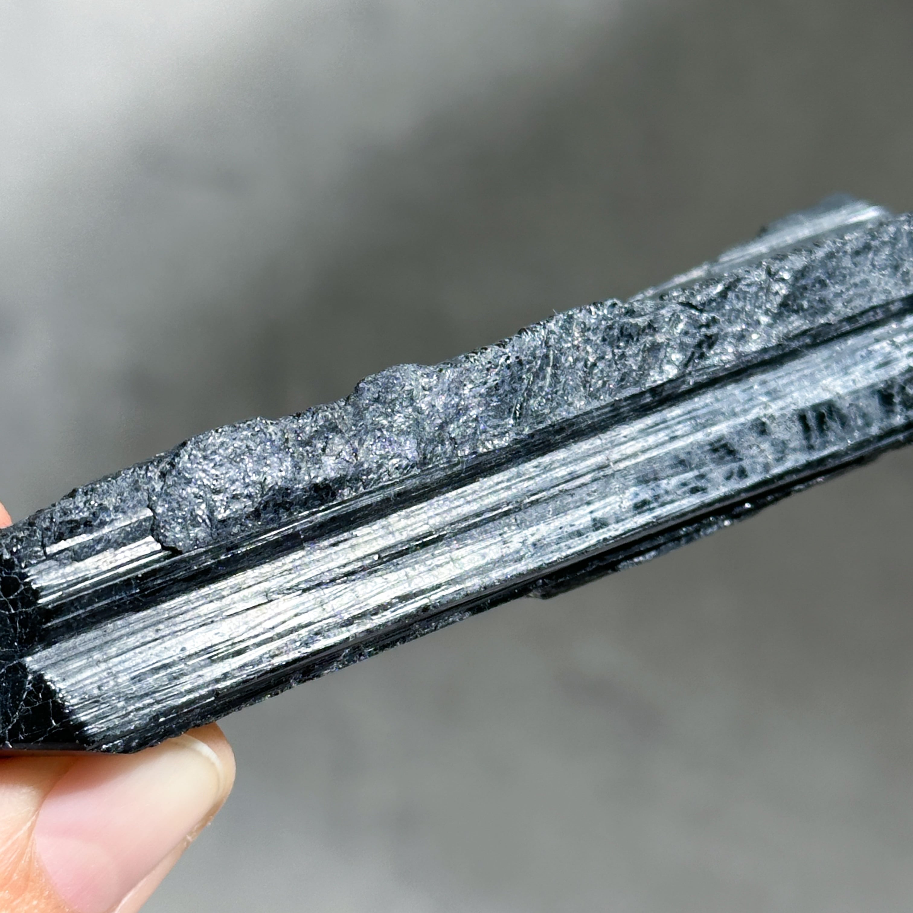 ブラックトルマリン 台座付き ブラックトルマリン 原石 置物 497.5g 台座付き | パワーストーン通販