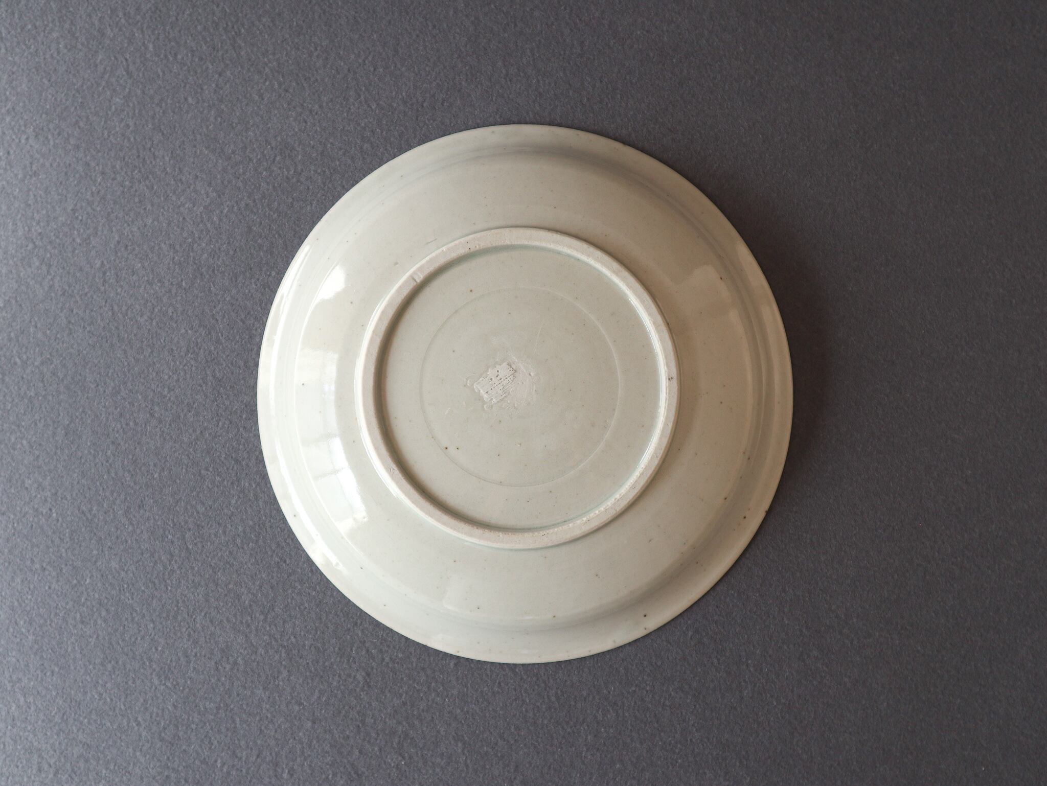 ▪️沼田智也：鶴蝶文7寸皿 | 器の店・沈丁花