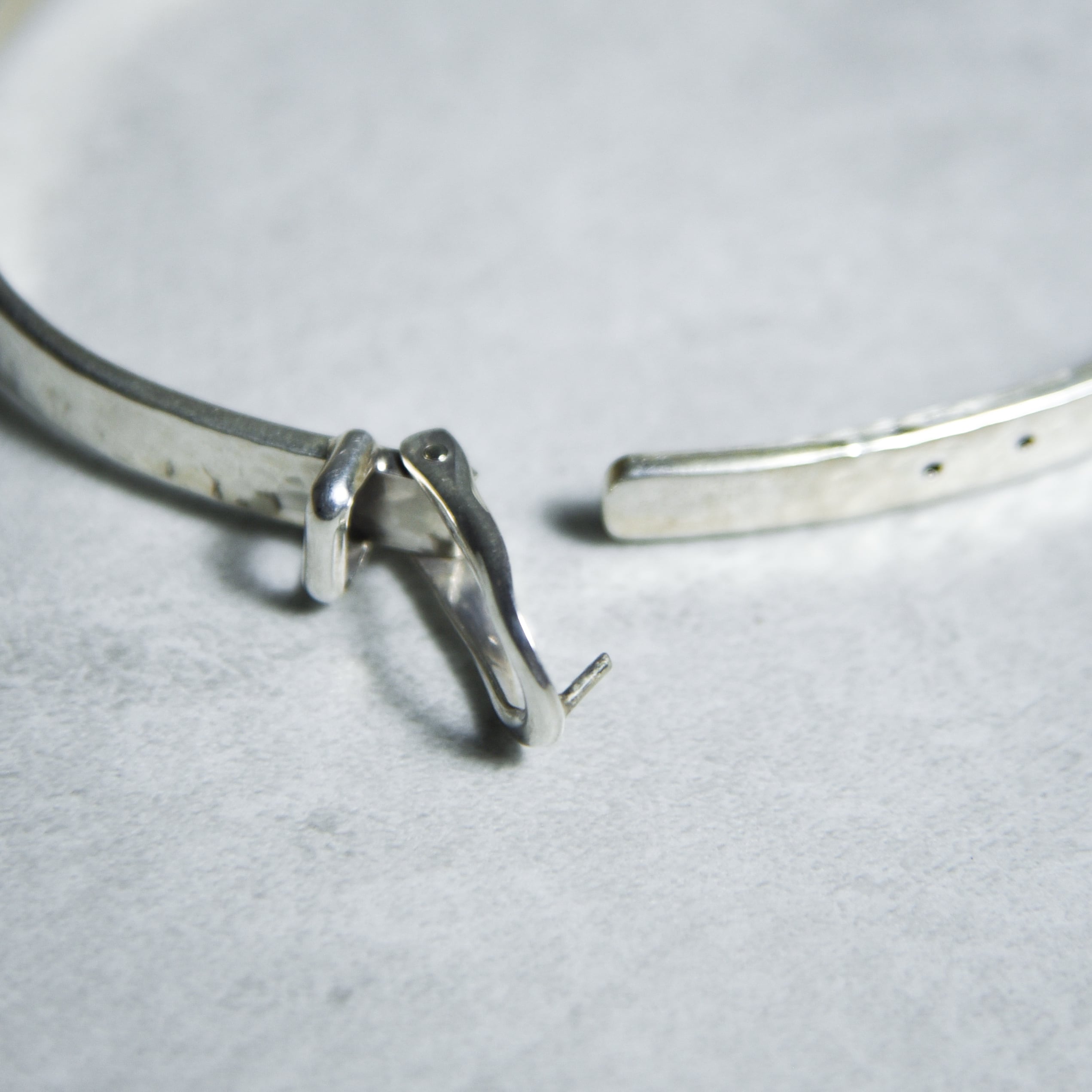 Mexican Jewelry Vintage Silver Belt Bangle メキシカン ジュエリー