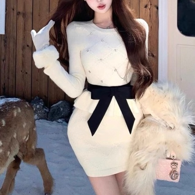 リボンベルト付き♡ビジュー×ペプラムニットトップス+ミニスカートセット