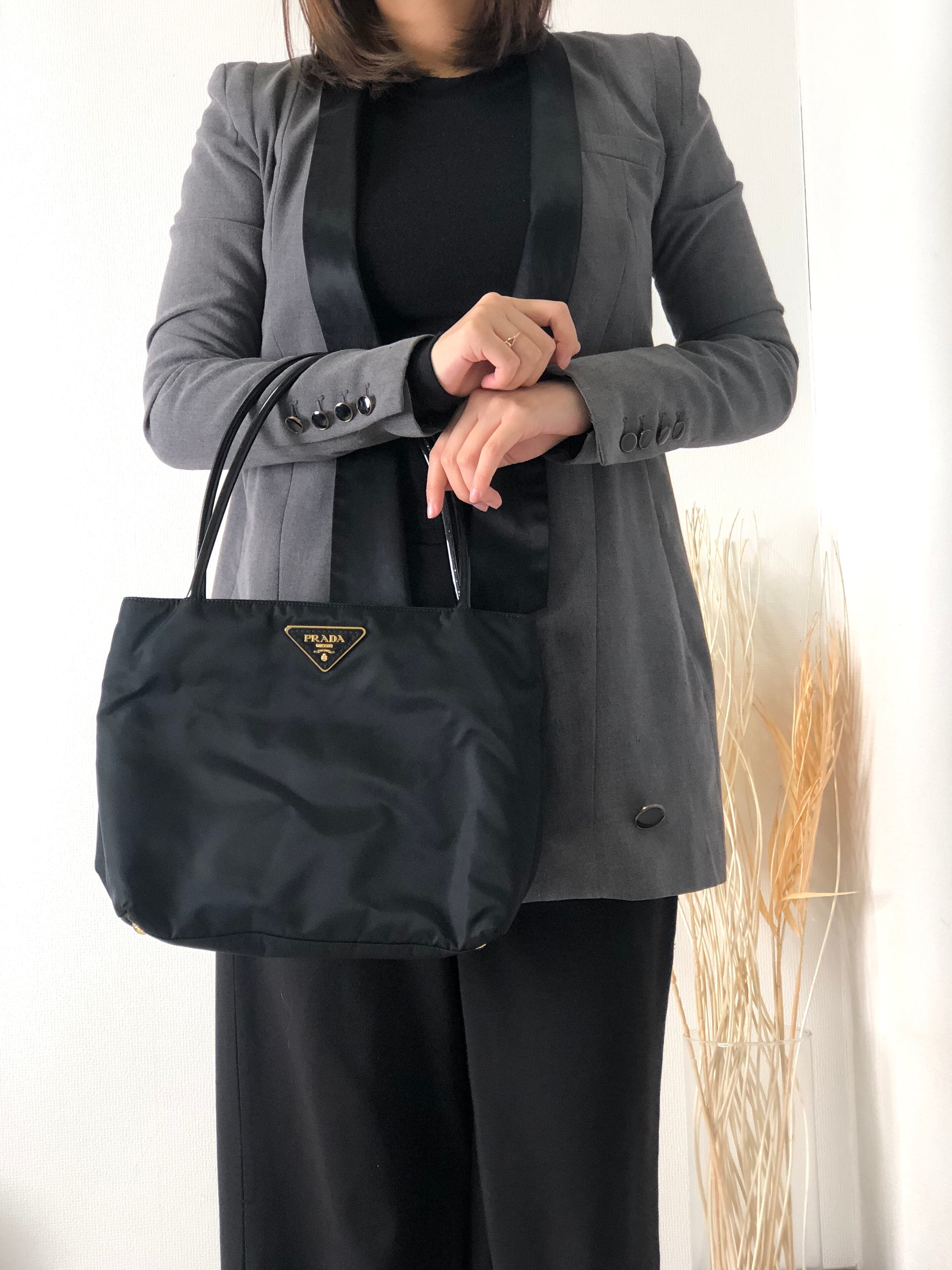PRADA プラダ トライアングルロゴ ナイロン ハンドバッグ ブラック