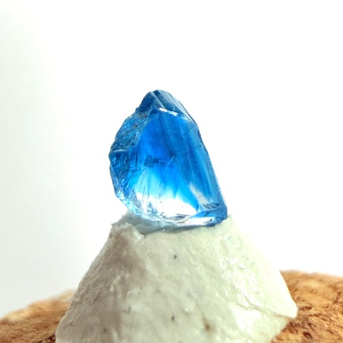 【1679】バイカラーユークレース　ジンバヴエ産　0.19ct