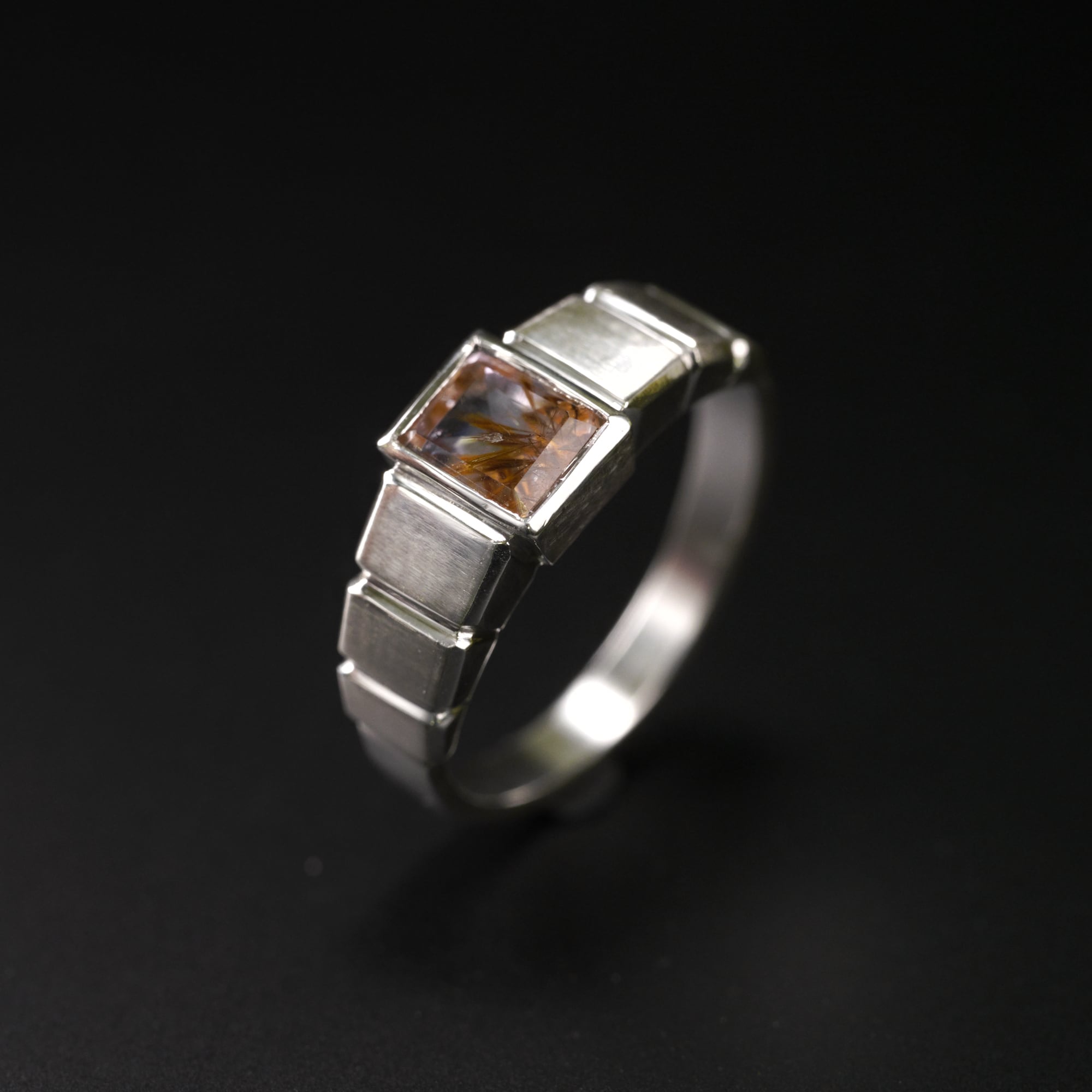 1点もの one-of-a-kind | GARAGE