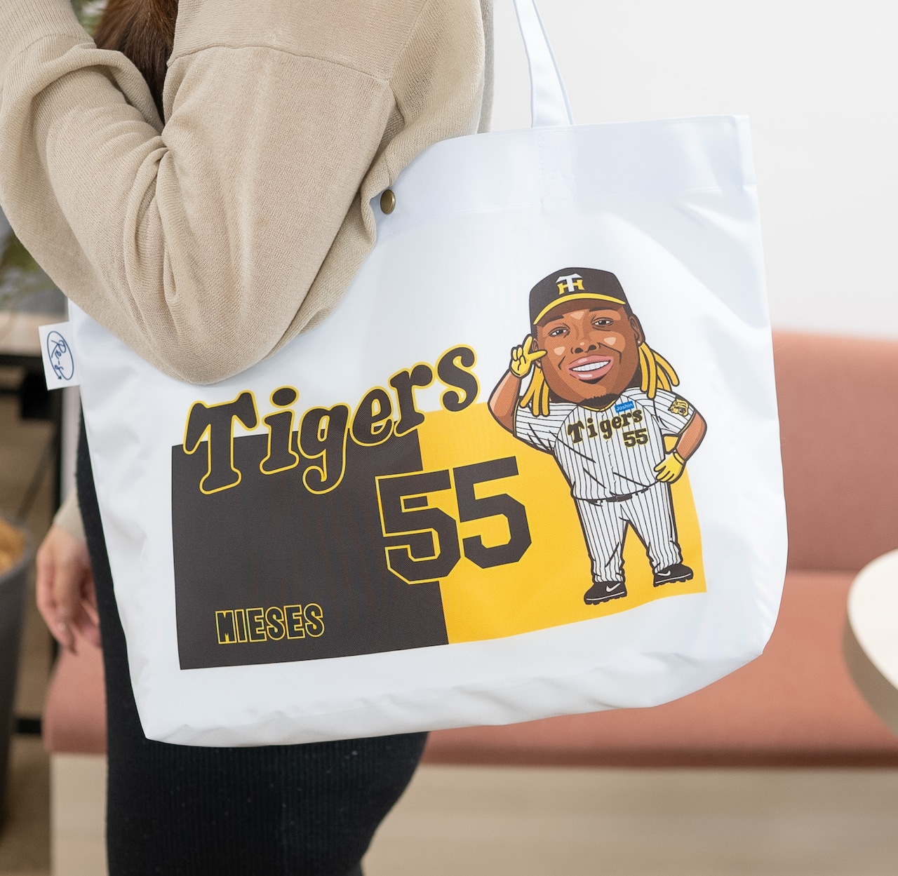 ☆阪神タイガース☆ ミエセス選手似顔絵 エアバッグトート