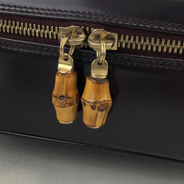 GUCCI グッチ　ロゴ　バンブー　エナメルレザー　バニティバッグ　ハンドバッグ　ブラウン　vintage　ヴィンテージ　オールドグッチ　umgaas