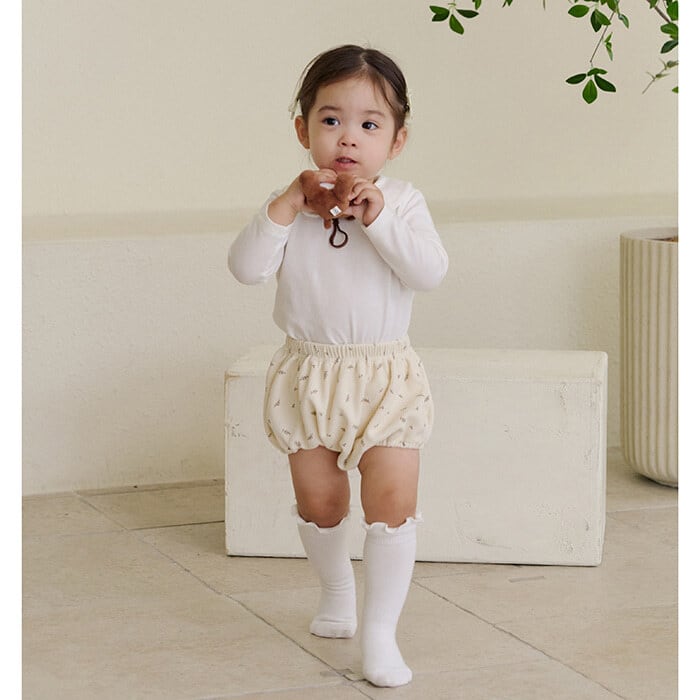 B542【即納】bambam bloomers