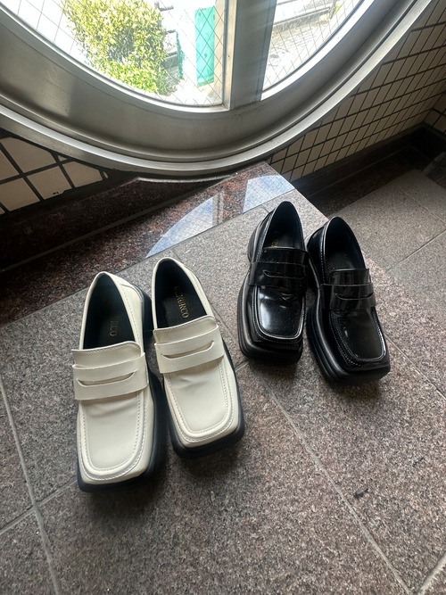 【attrayant】Puku Puku Sole Loafer