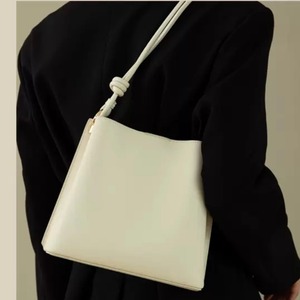 ループショルダーバッグ　A1378