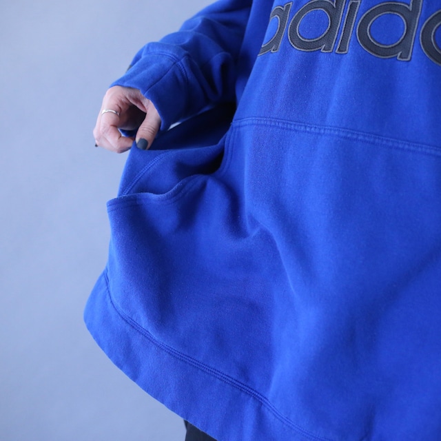 "adidas" one point logo embroidery design over silhouette track jacket
