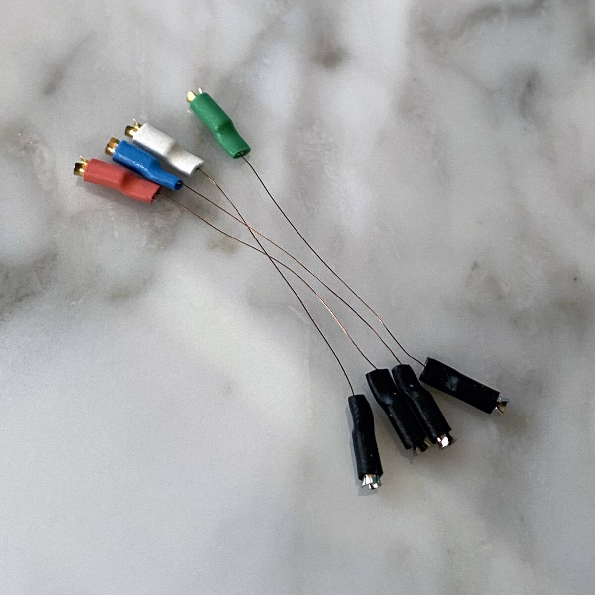 高品質リード線）0.07mm（エナメル線）旧ソビエト極細ワイヤー使用